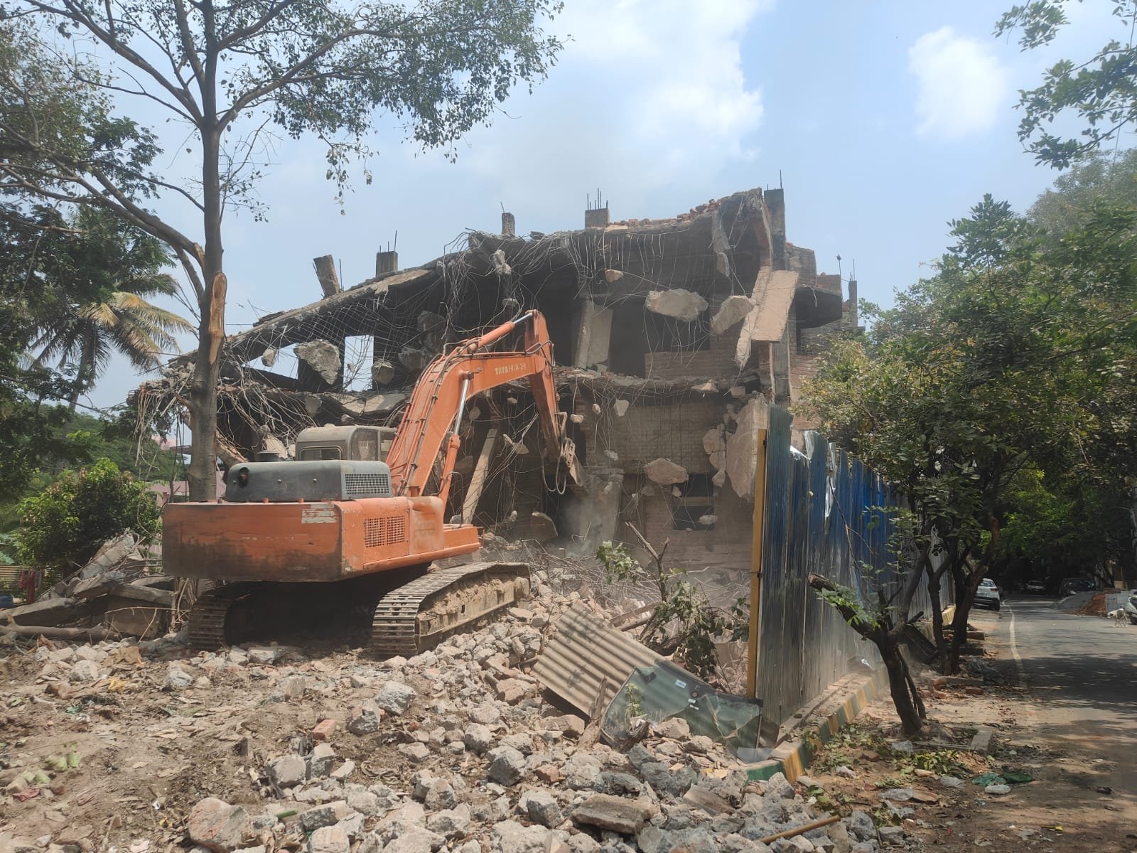 KGN Building Demolishers Bangalore,Best home Demolition Service in Bangalore with Affordable Price